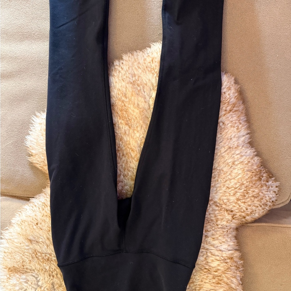 Lululemon Wunder Under Crop SIZE 2